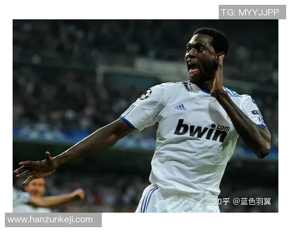 揭开足球明星真实国籍的面纱背后那些鲜为人知的故事与传奇